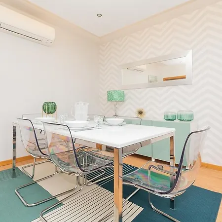 Modern Deco With Balcony Apartamento *