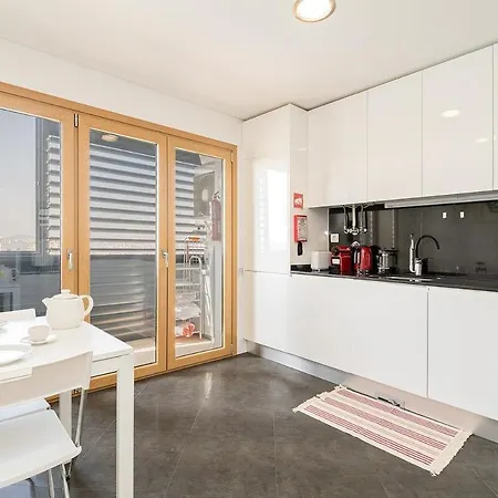 Modern Deco With Balcony Apartamento Lisboa